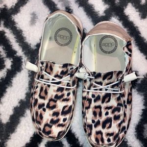 Hey dude women’s shoes